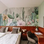 Vadvirag Panzio Hotel Ágfalva