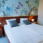 Vadvirág Panzió Hotel