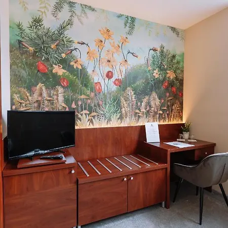 Vadvirag Panzio Hotel