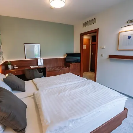 Vadvirag Panzio Hotel Agfalva